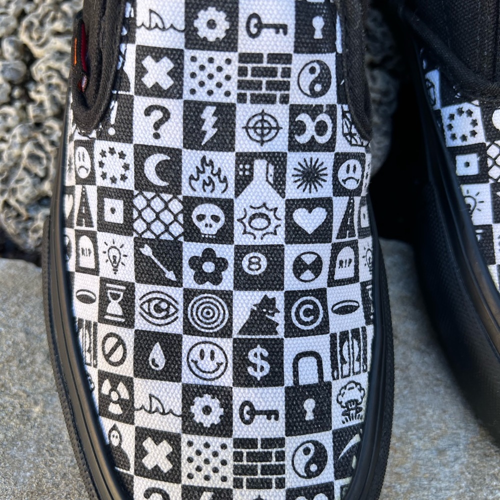 Vans Black and White Patterned Slip-On Sneakers - Picture 4 of 10